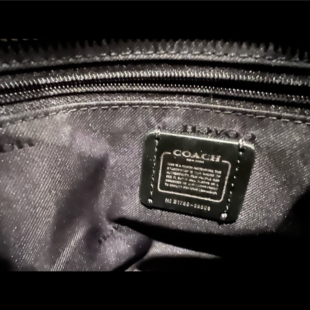 Coach Swagger purse - Picture 5 of 8